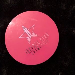 Jeffree Star Cosmetics Highlighter
